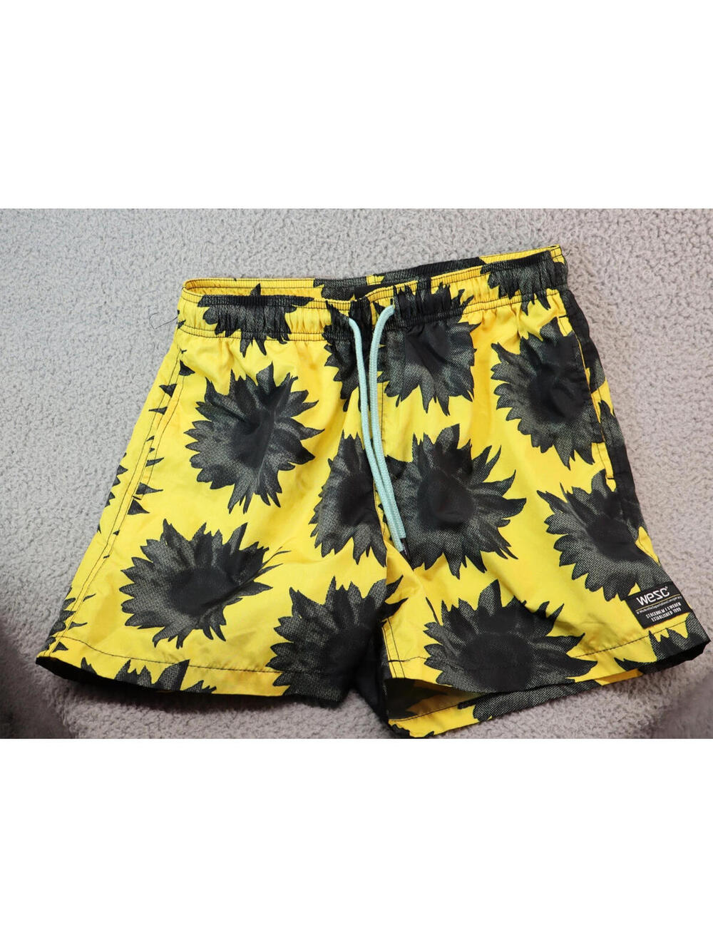 WESC Swim Trunks 5in men Medlum / 3 Yellow Sunflower